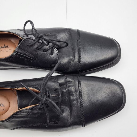 Clarks 9.5 Mens Lace up dress shoes Dapper Trendy Career main image 9